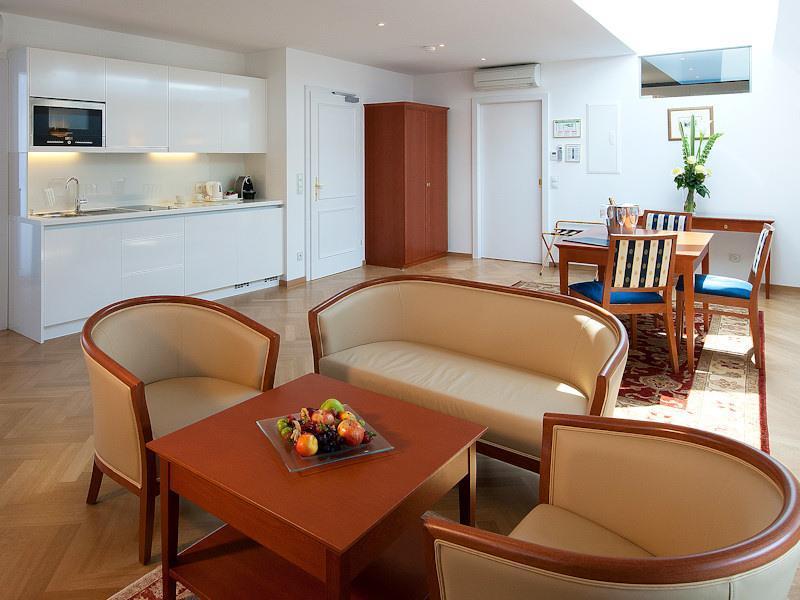 Ambassador 5* Wien